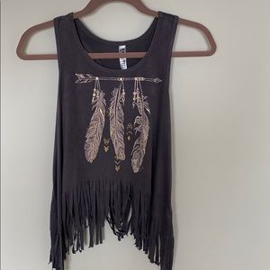 Feather muscle tee